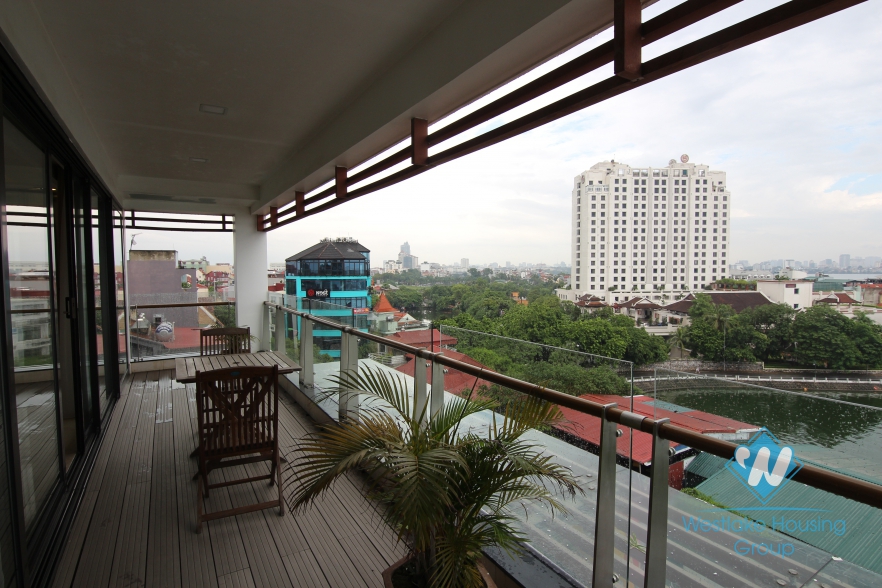 High floor apartment for rent in Xuan Dieu street, Tay Ho, Hanoi